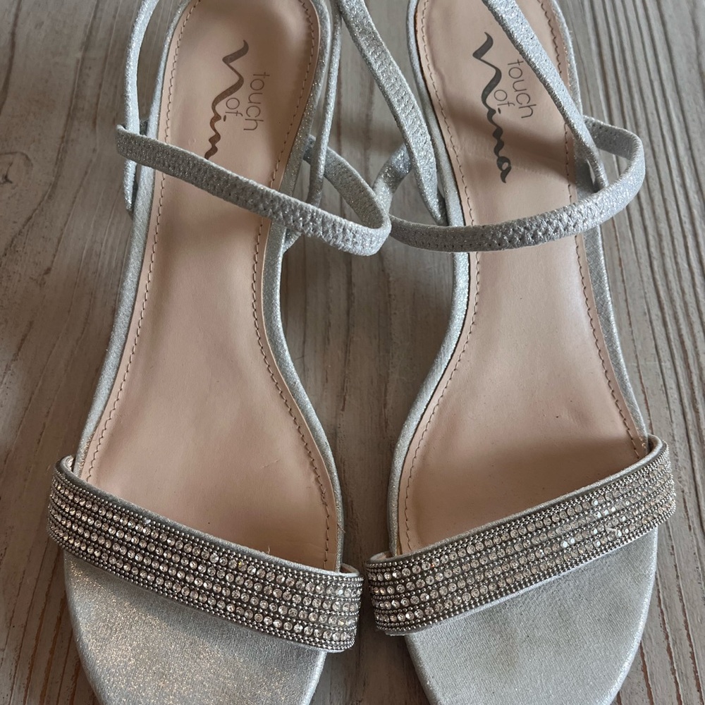 Nina Silver diamond  Strappy Sandals women’s size 9.5